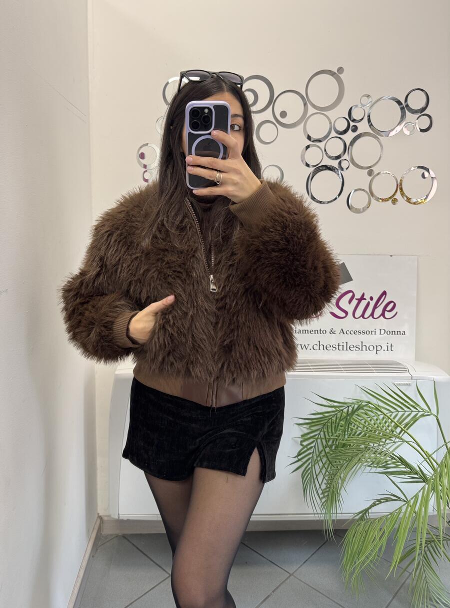 NOVITÀ Giubbino in eco pelliccia 