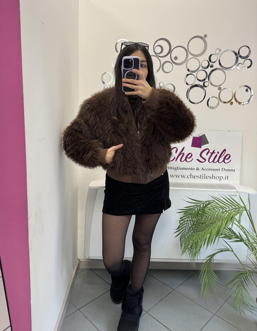 NOVITÀ Giubbino in eco pelliccia 