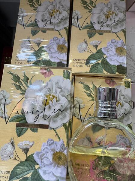 TERTIO VANIGLIA EDP DA 100 ml
 [Quantità minima è di 6 pezzi]