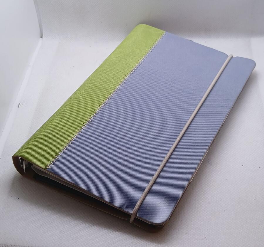 Agenda Organizer ad Anelli slim diam. 15 mm - bicolore – formato Medium 9x17 cm