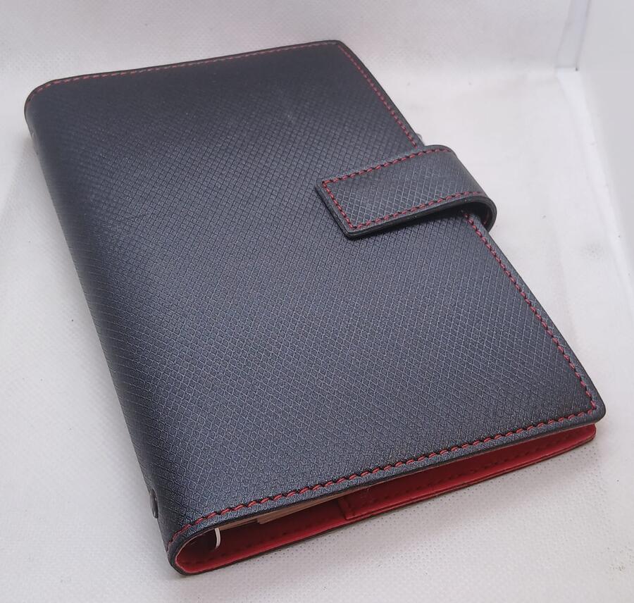 Agenda Organizer ad Anelli slim diam. 15 mm - con penna – formato Medium 9x17 cm