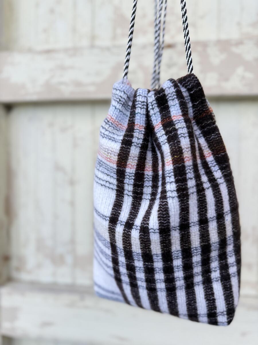 Secchiello righe miste verticali