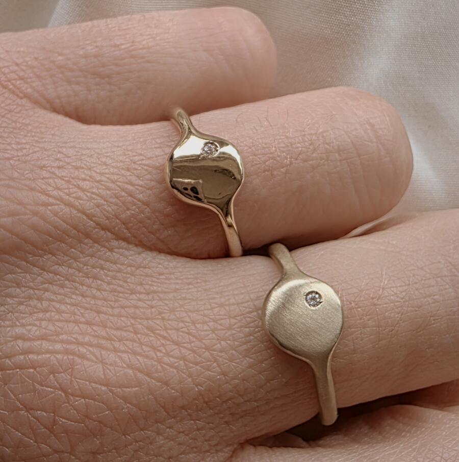 Anello pepita con pietra di nascita in pronta consegna