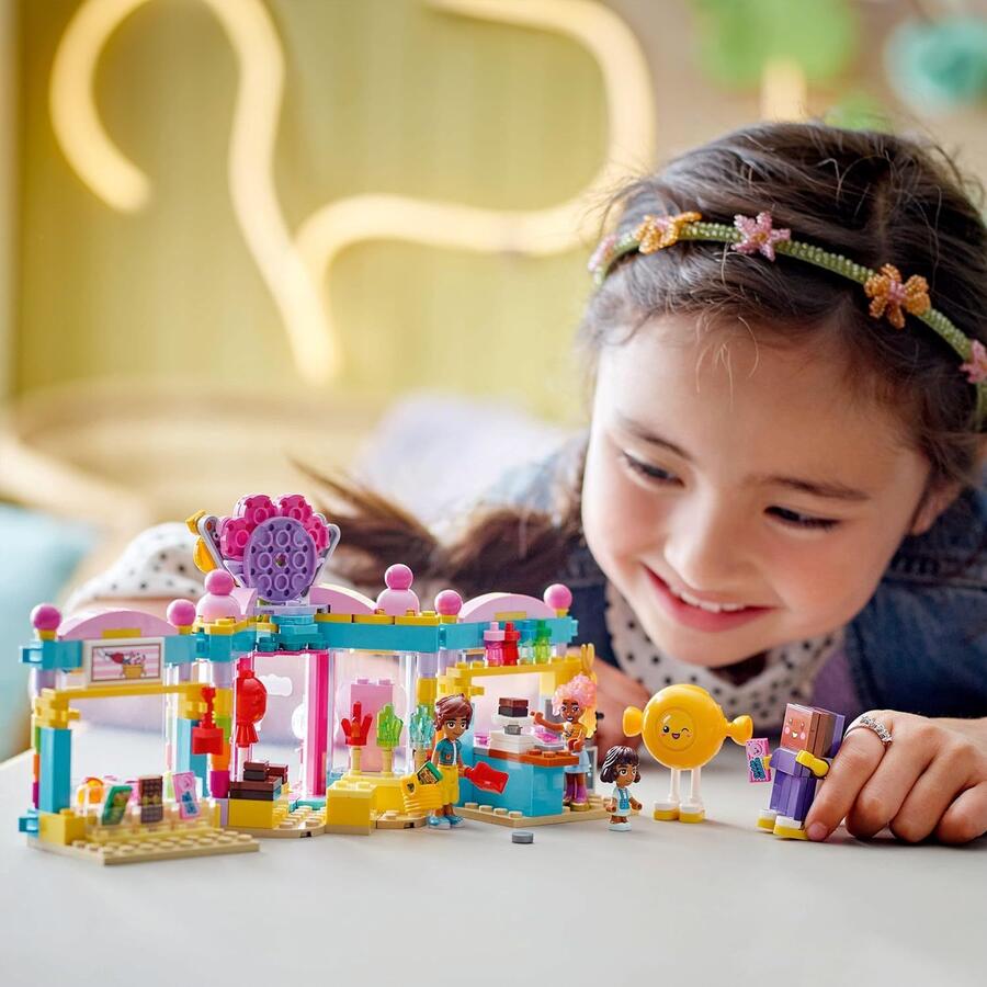 Lego Friends negozio di dolciumi di Heartlake City - 42649 - 6+
