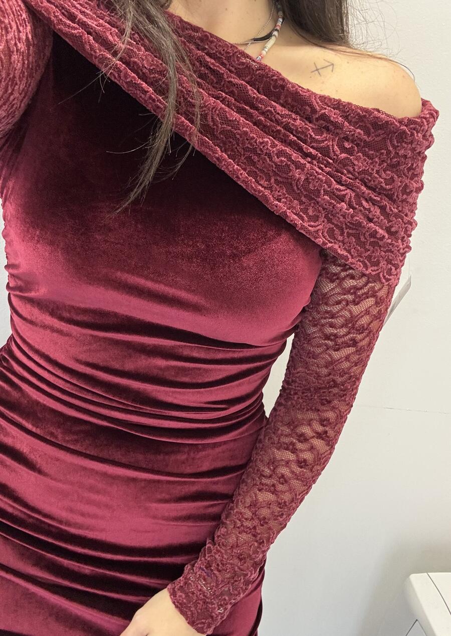 NOVITÀ Abitino in velluto con dettagli in pizzo