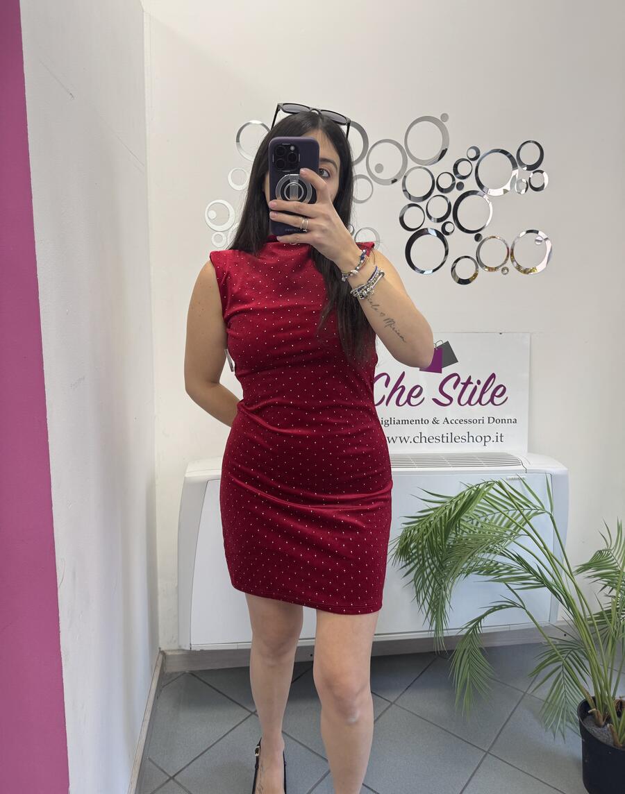 NOVITÀ Abito smanicato in velluto brillantinato