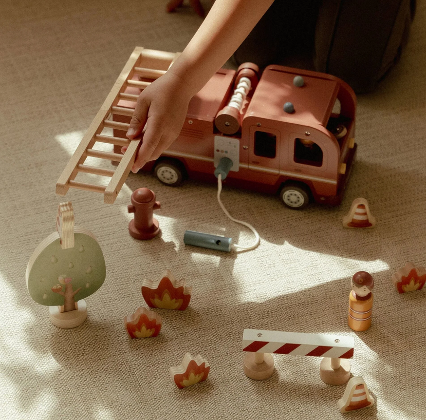 Grande camion dei pompieri