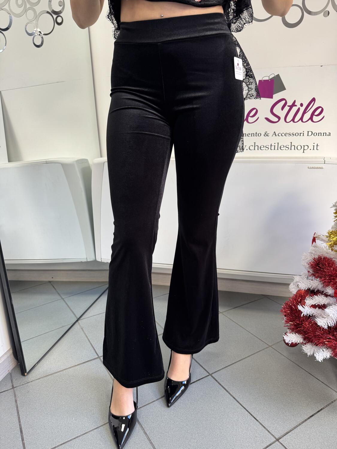 NOVITÀ Pantalone a zampa in velluto 