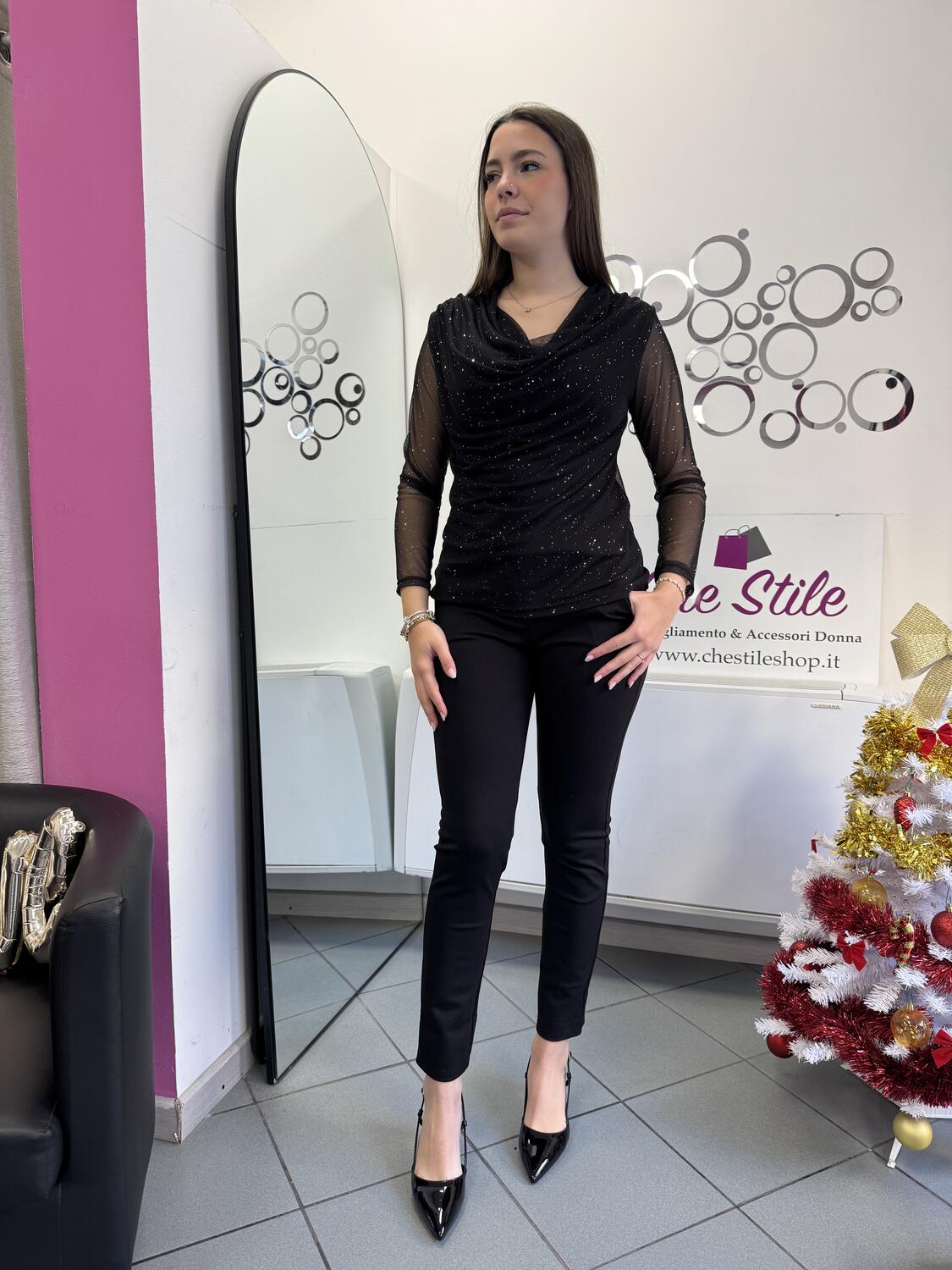 NOVITÀ Maglia brillantini scollo a cascata