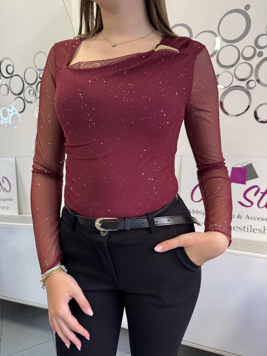 NOVITÀ Maglia brillantini dettaglio dorato