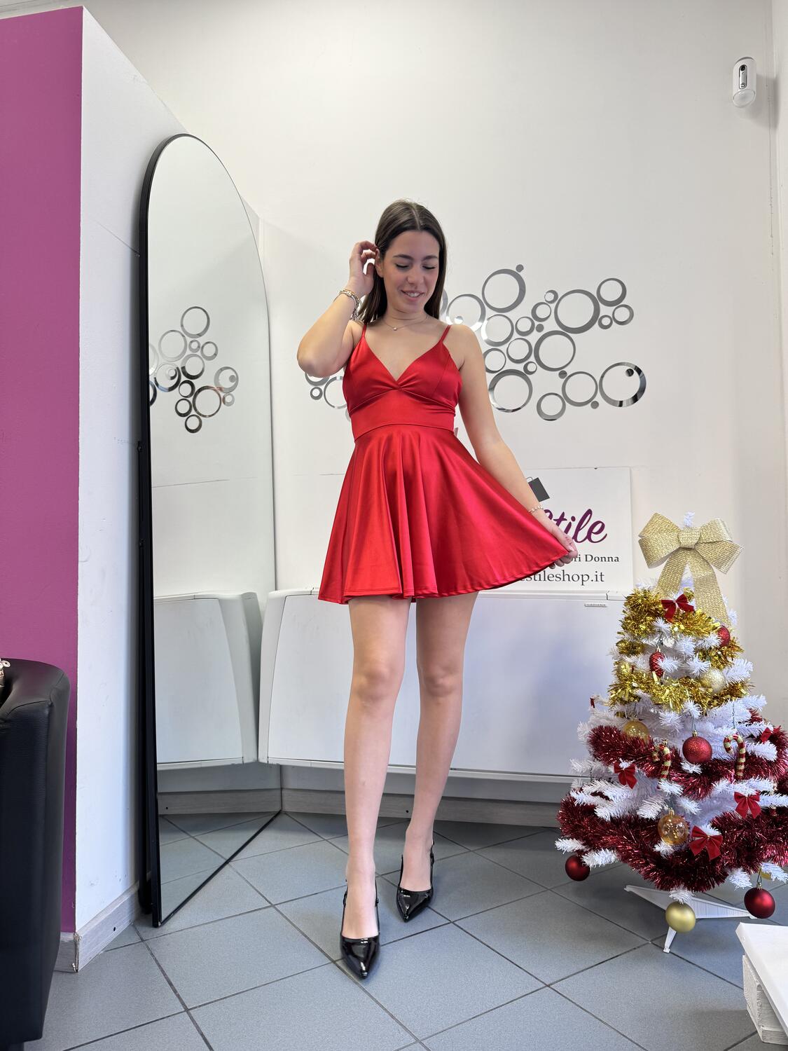 NOVITÀ Abitino in raso con gonna a ruota