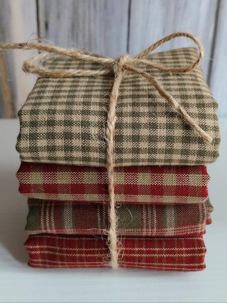 Little pack tinti in filo  'Fragola'- 4 tagli da 20x110 cm