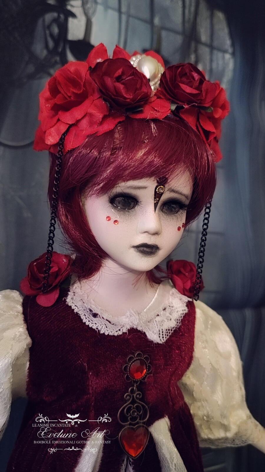 Lorain la Ribelle Bambola Gotica Vittoriana 