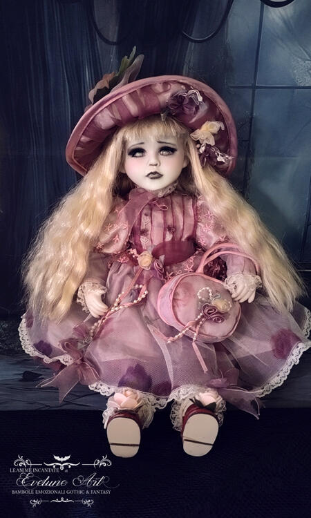 Esterina e la Borsetta magica Bambola fatta a mano