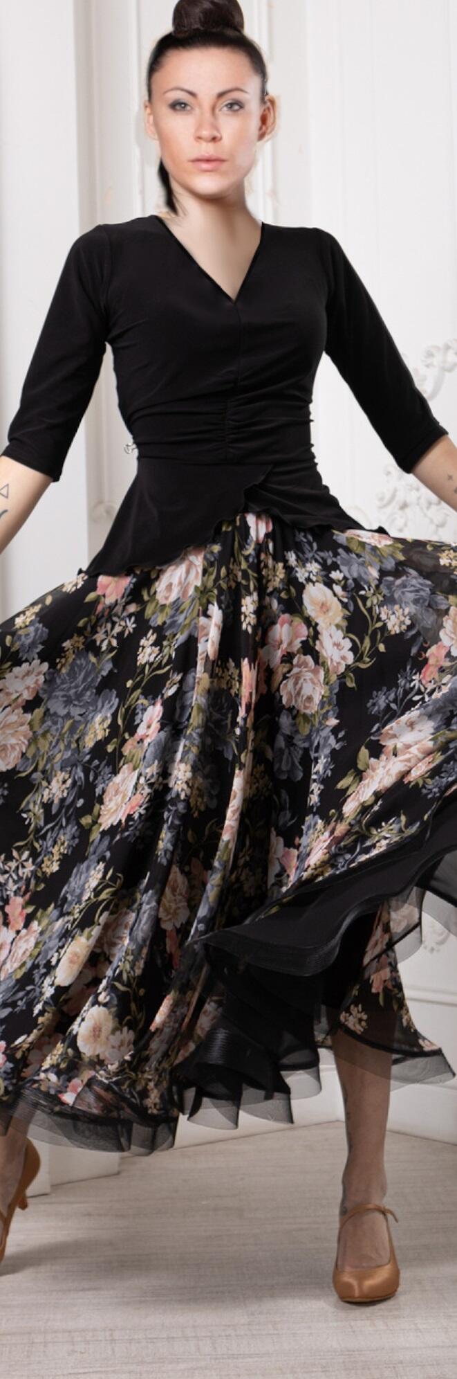 U695-02 Sleeveless V-neck dance top