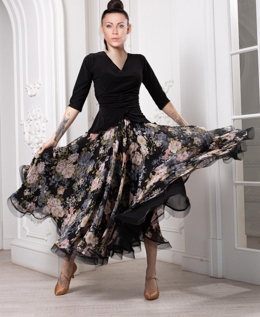 U695-02 Sleeveless V-neck dance top