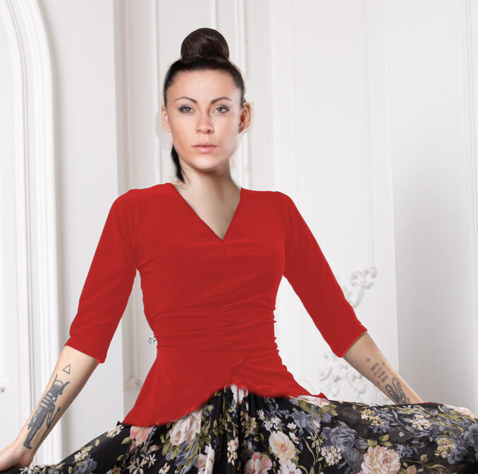 U695-02 Sleeveless V-neck dance top