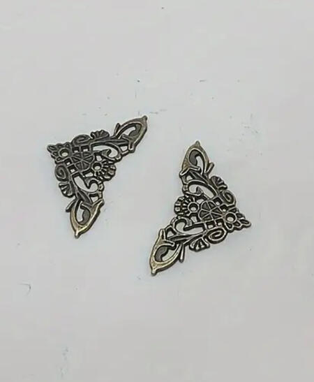 Decorazioni angolari in metallo 4 pz