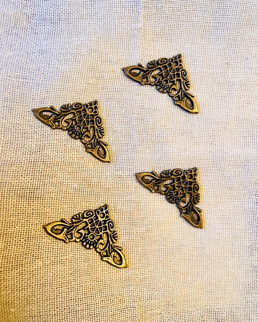 Decorazioni angolari in metallo 4 pz