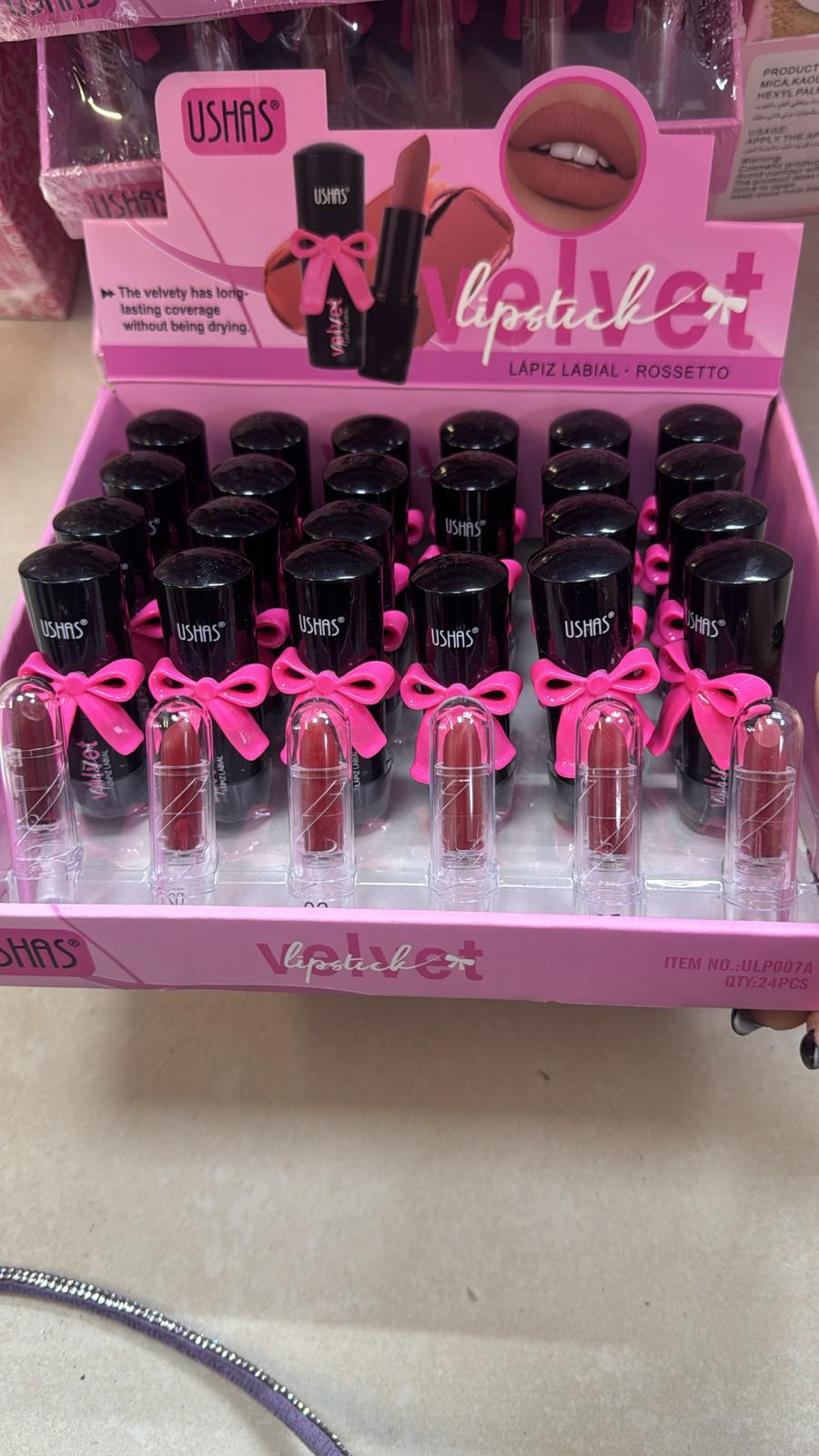 USHAS VELVET LIPSTICK