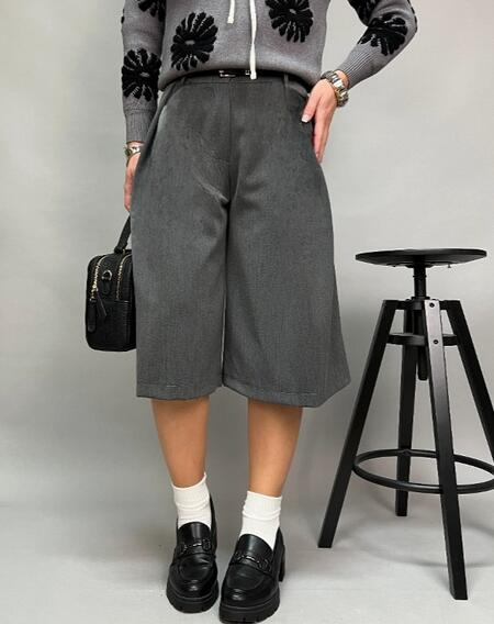 Pantalone 3/4 vari colori completo di cintura taglia unica