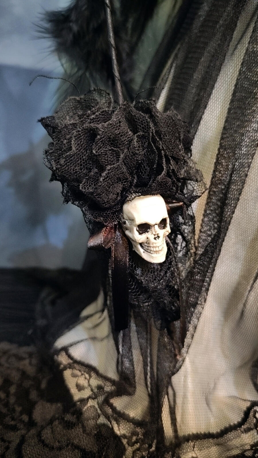 Eleonore la Dama dal Cuore Nero Bambola Gotica 