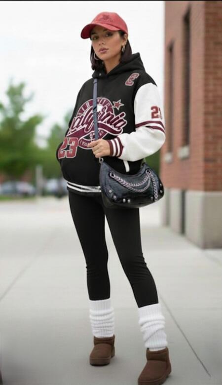 Coordinato tuta con cappuccio e leggings felpato vari colori 