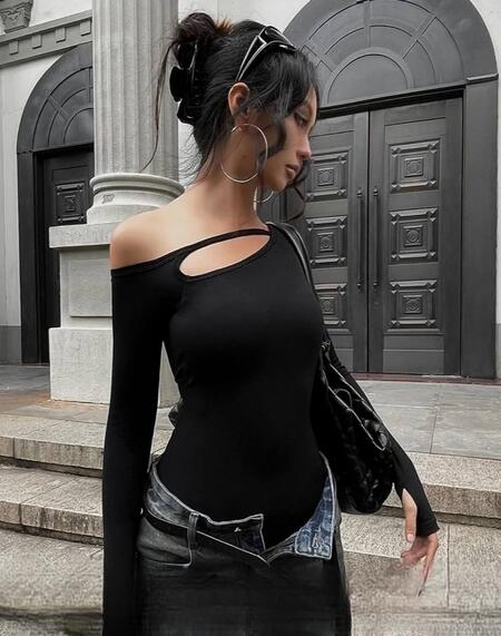 Body in lycra scollato vari colori taglia unica