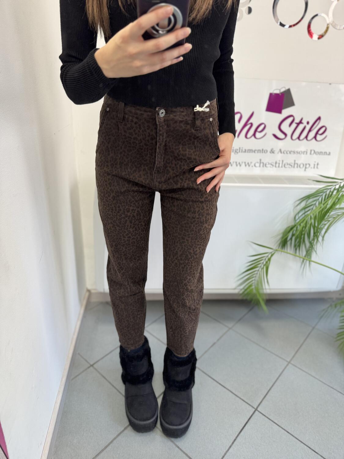 NOVITÀ Jeans mom fit maculato