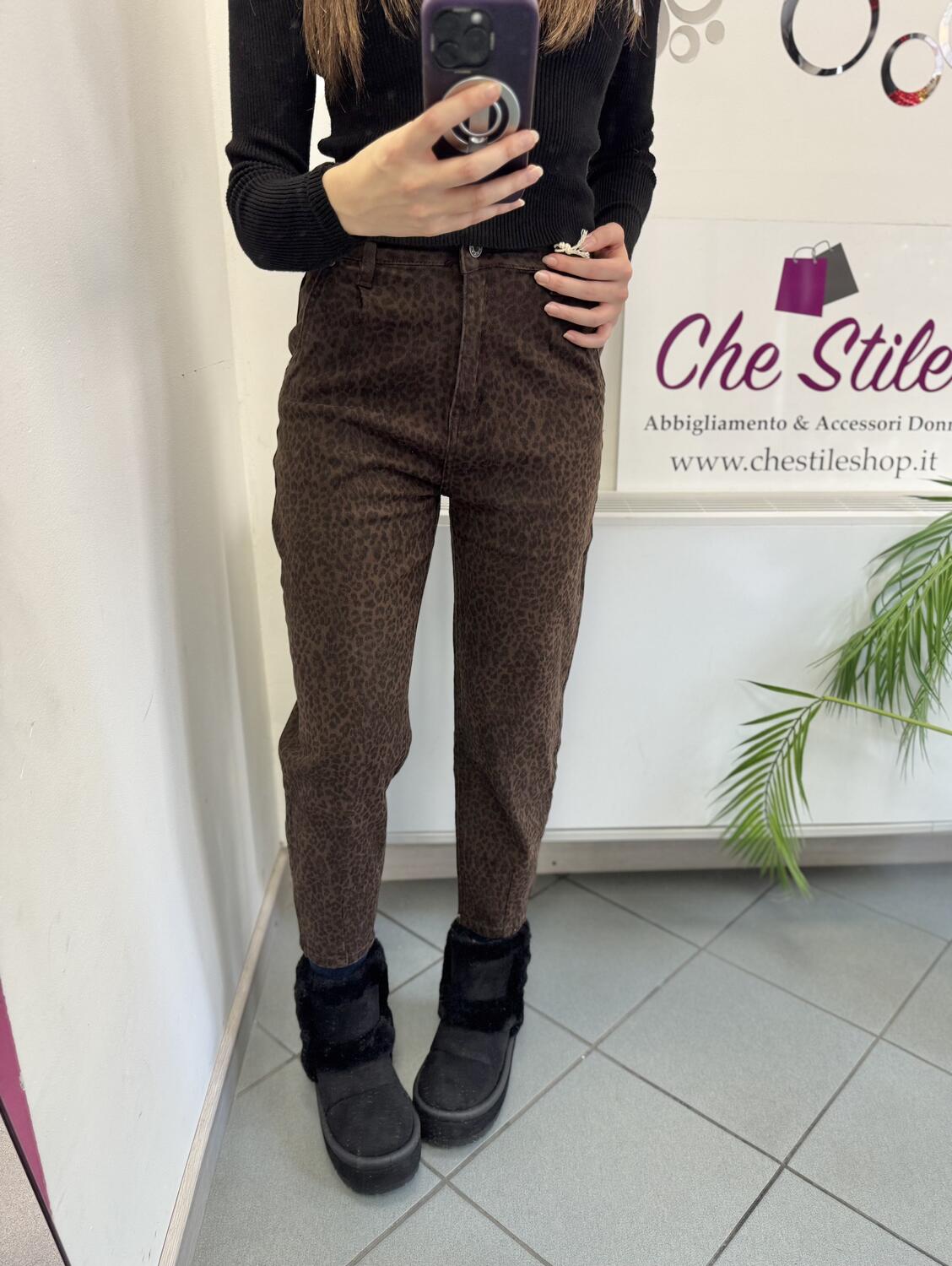 NOVITÀ Jeans mom fit maculato