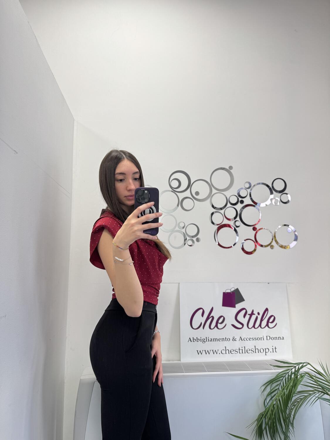 NOVITÀ Maglia brillantinata con spalline