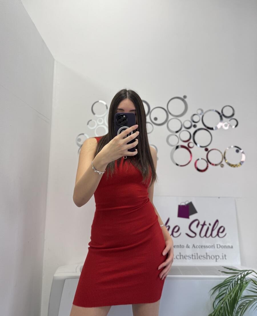 NOVITÀ Abito smanicato in maglina 