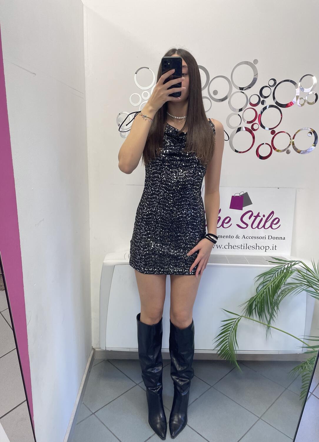 NOVITÀ Abitino paillettes schiena nuda