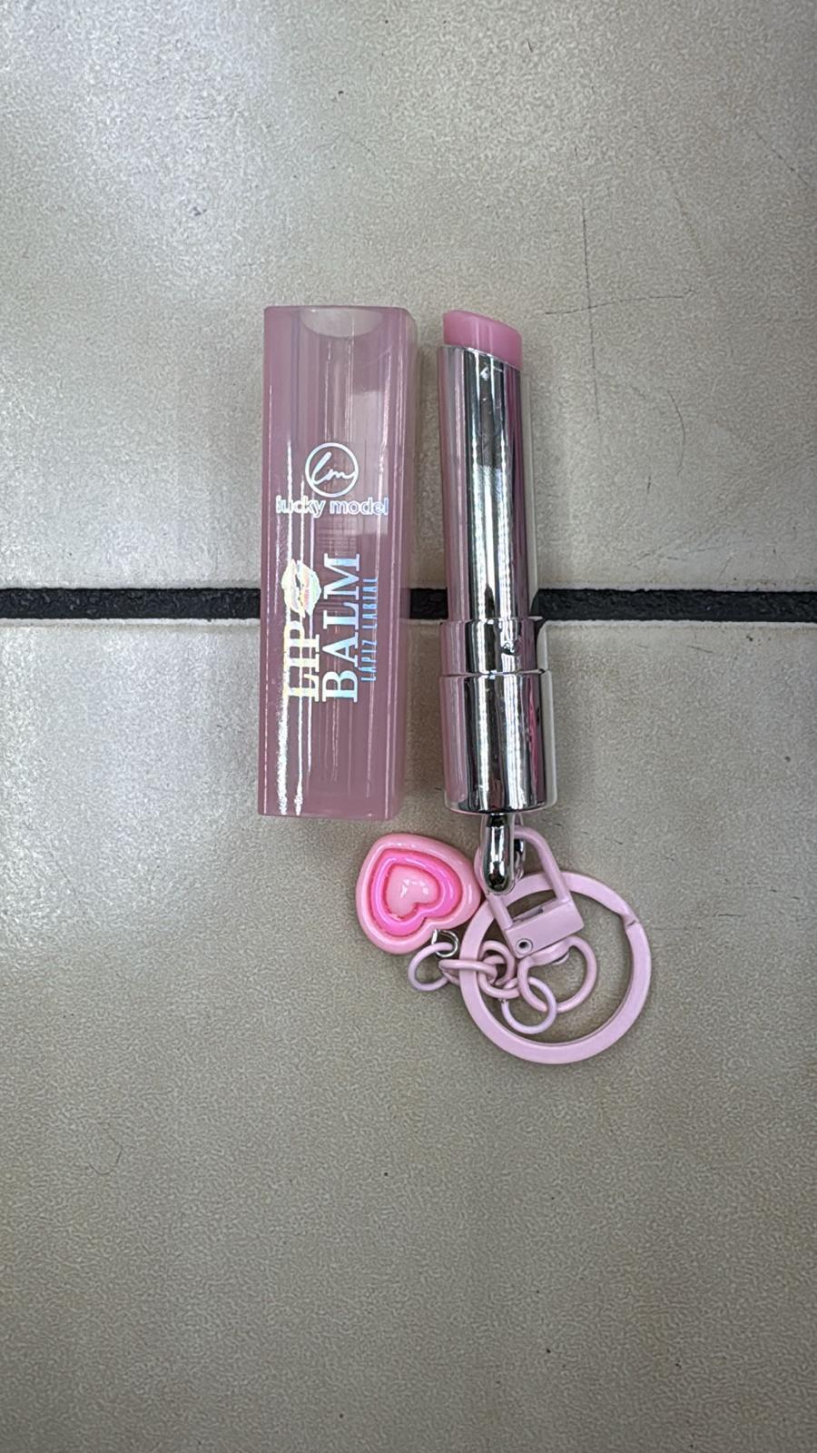 LUCKY MODEL LIP BALM + PORTACHIAVE