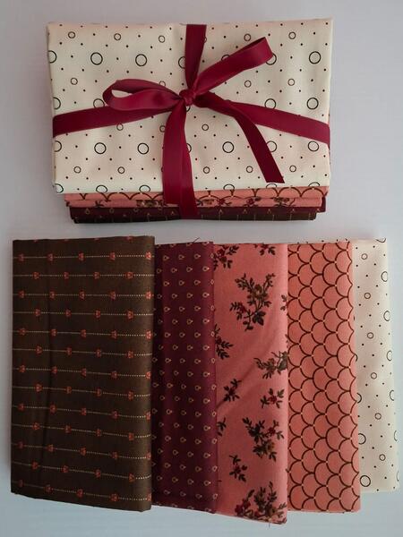PACK 3 - tessuti americano coordinati 5 fat quarter (5 pz da 50x55 cm) 