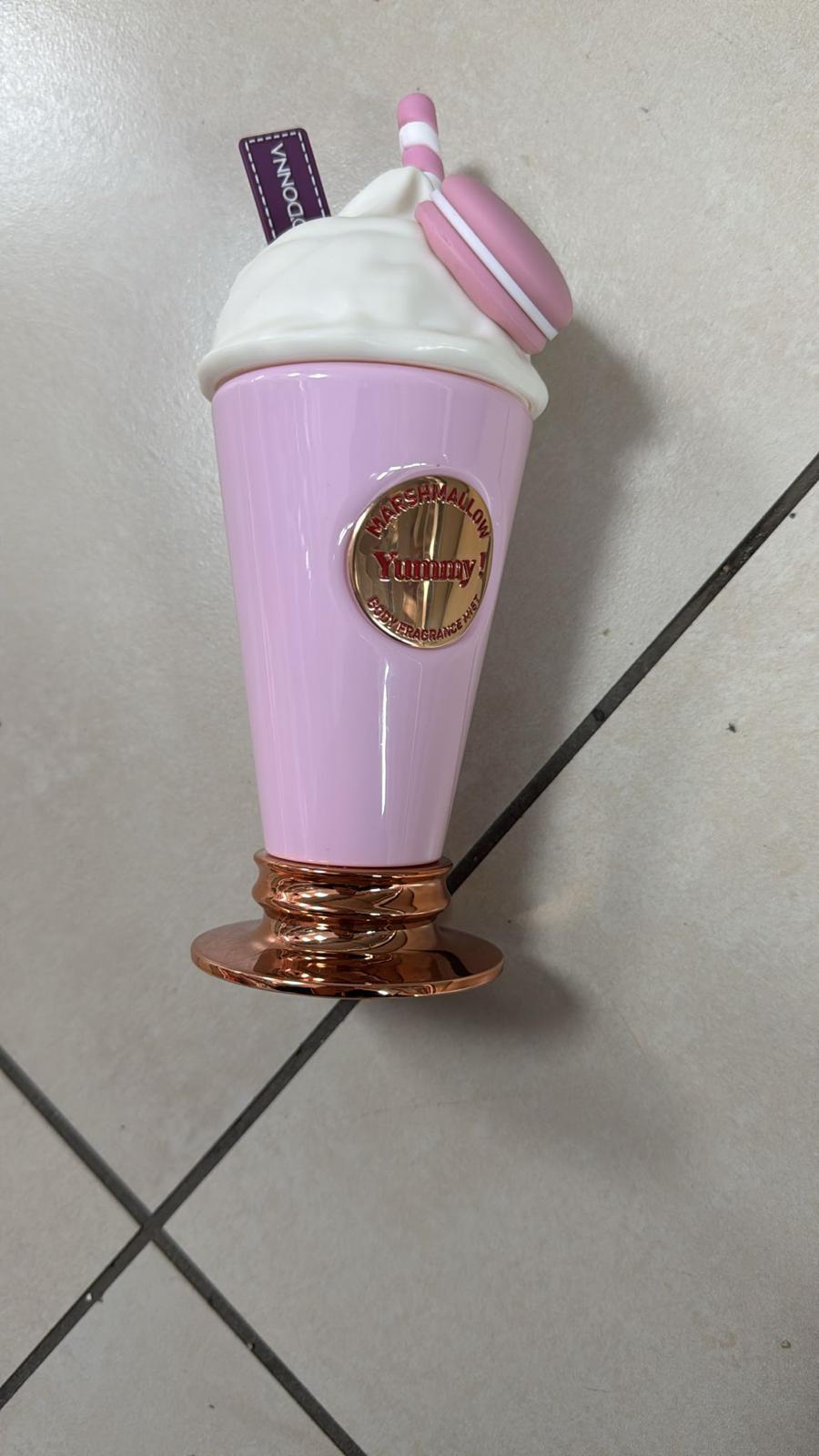 YUMMY MARSHMALLOW PROFUMO DA 200 ml (Dupe Yum Yum)
 [Quantità minima è di 3 pezzi]