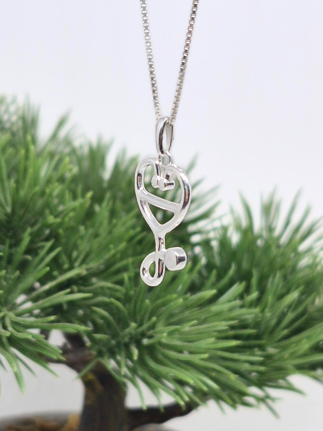 Stetoscopio D’amore, ciondolo