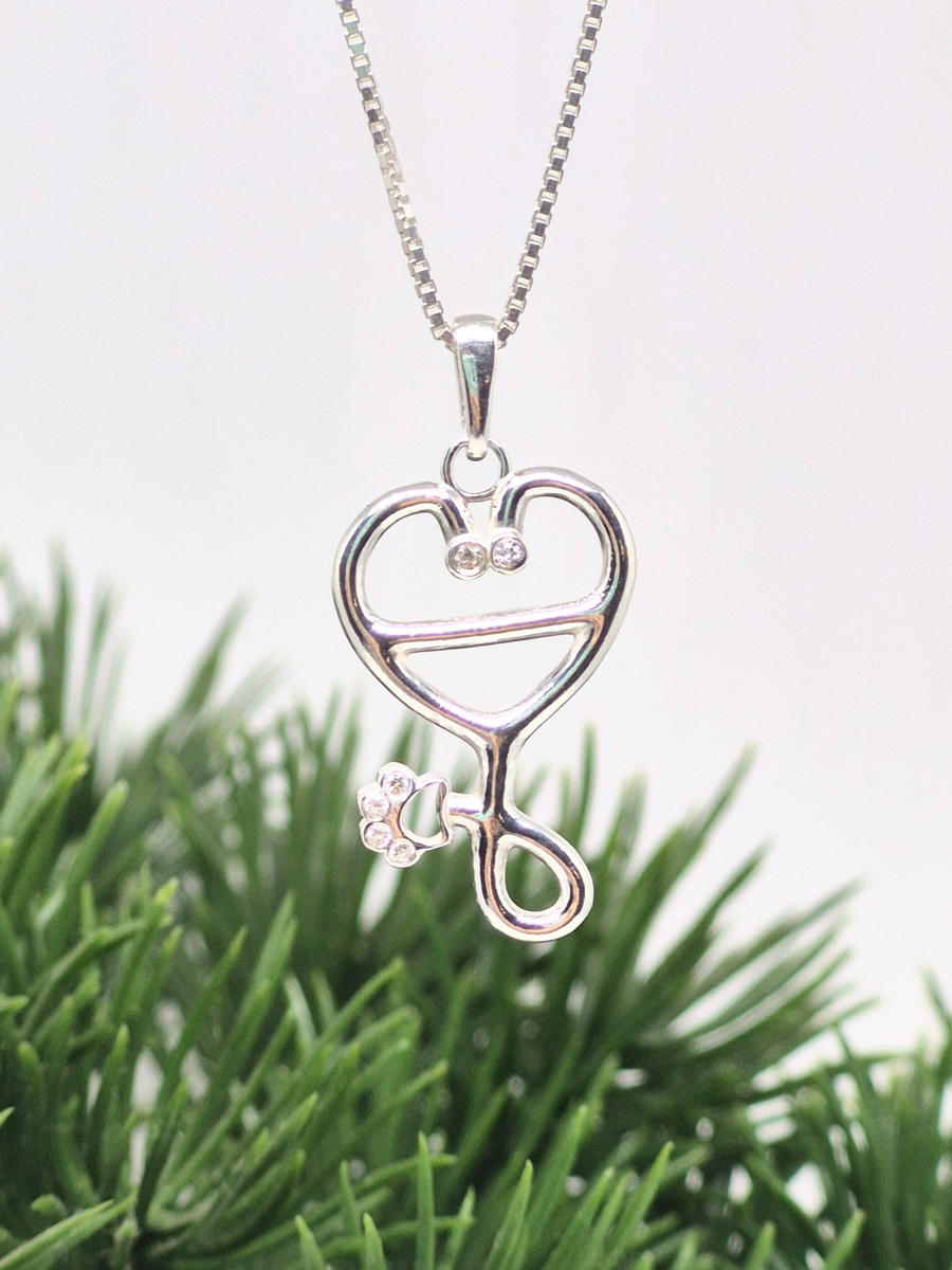 Stetoscopio D’amore, ciondolo