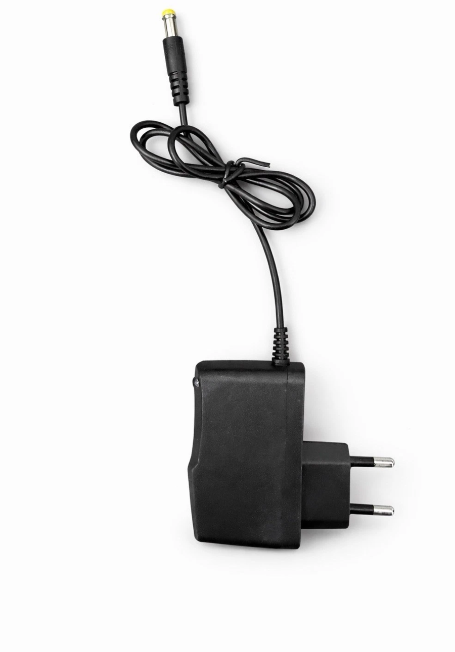 Chiave a Batteria 3/8” a Cricchetto con 2 Batterie Bussole +  Valigetta