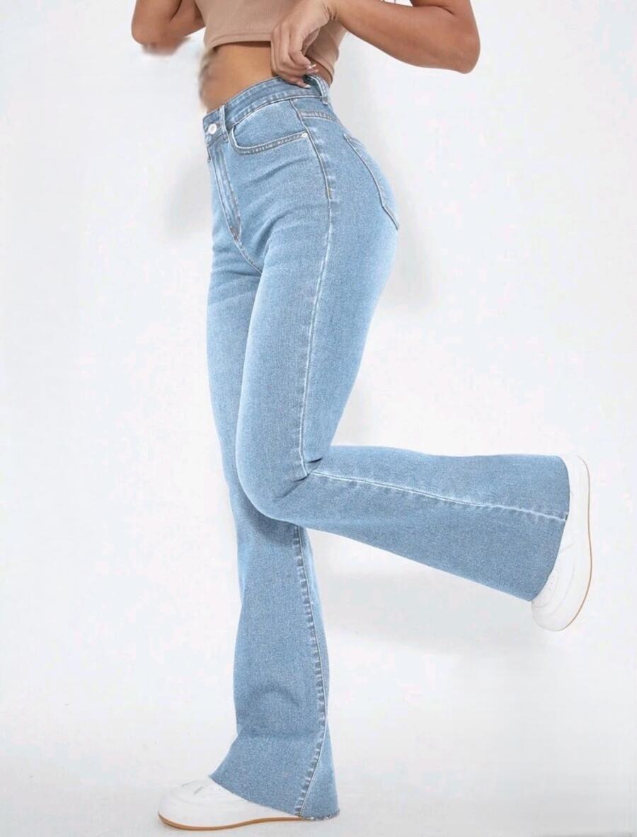 Jeans zampa elasticizzati chiaro taglie dalla XS alla XXL
