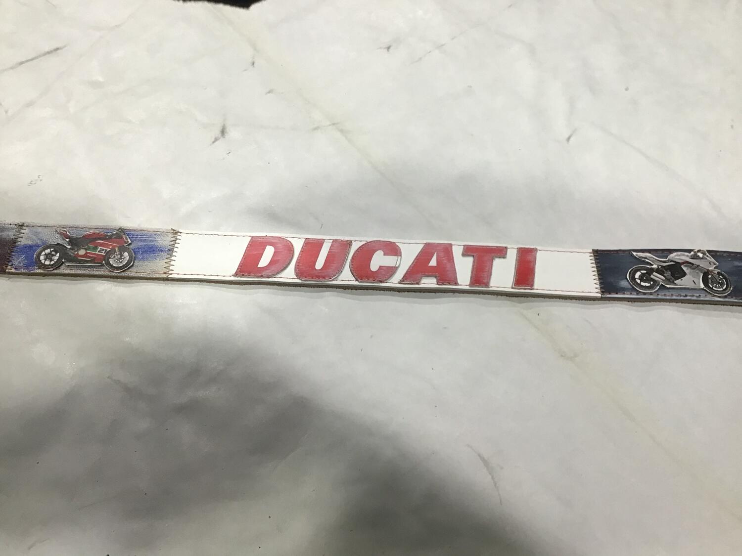 Cintura pelle scritta Ducati