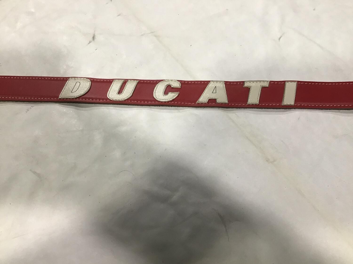 Cintura pelle scritta Ducati rossa