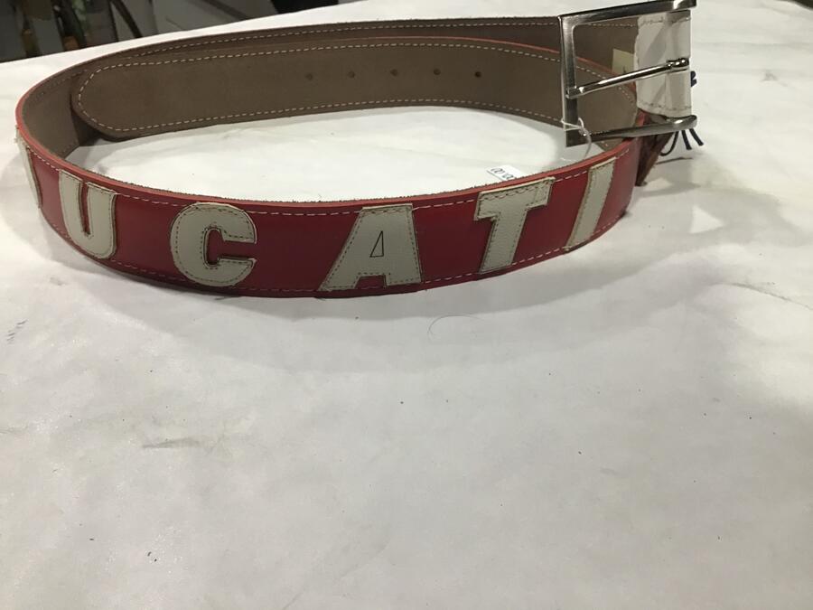 Cintura pelle scritta Ducati rossa