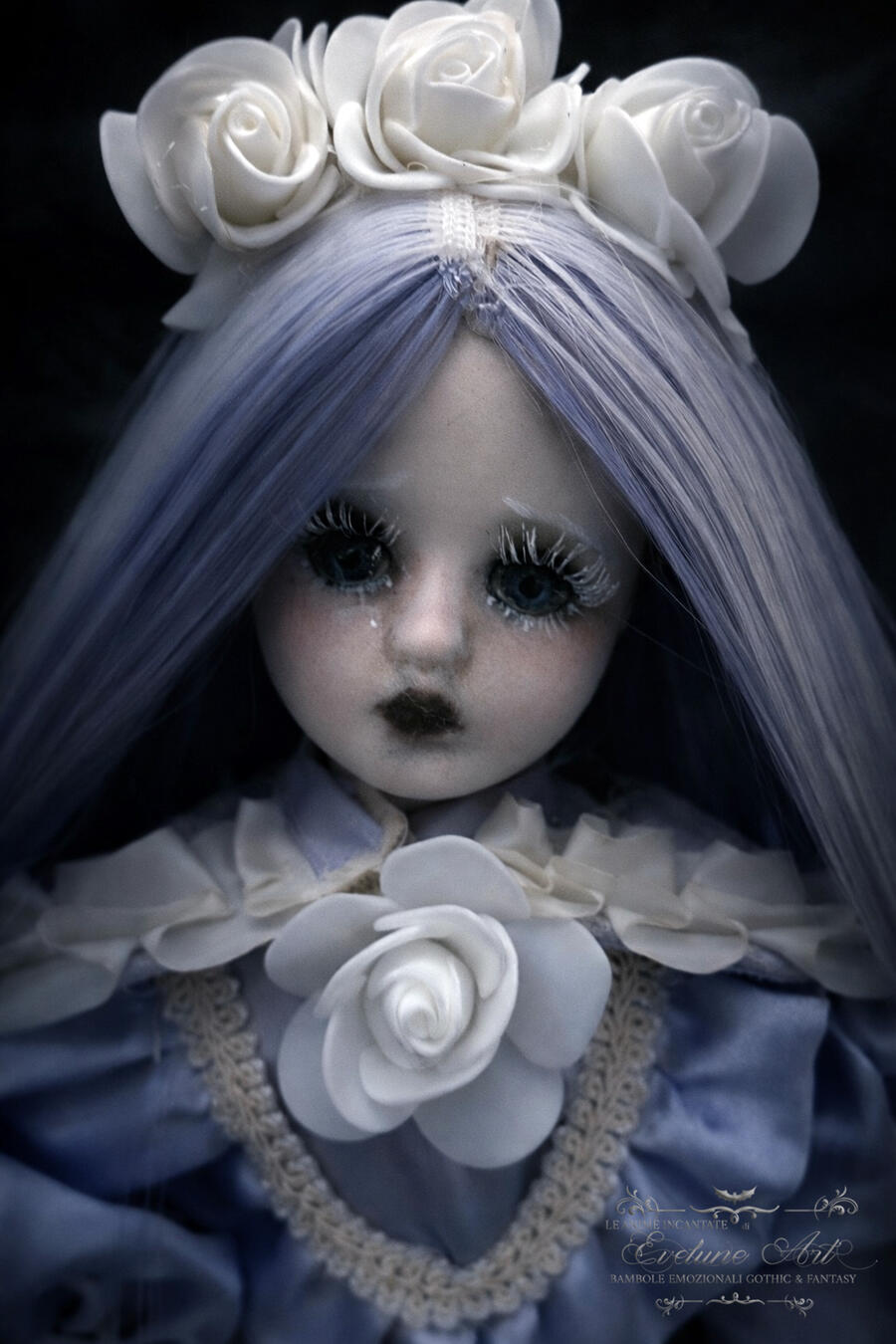 la Leggenda di Azzurrina Bambola Artistica Emozionale