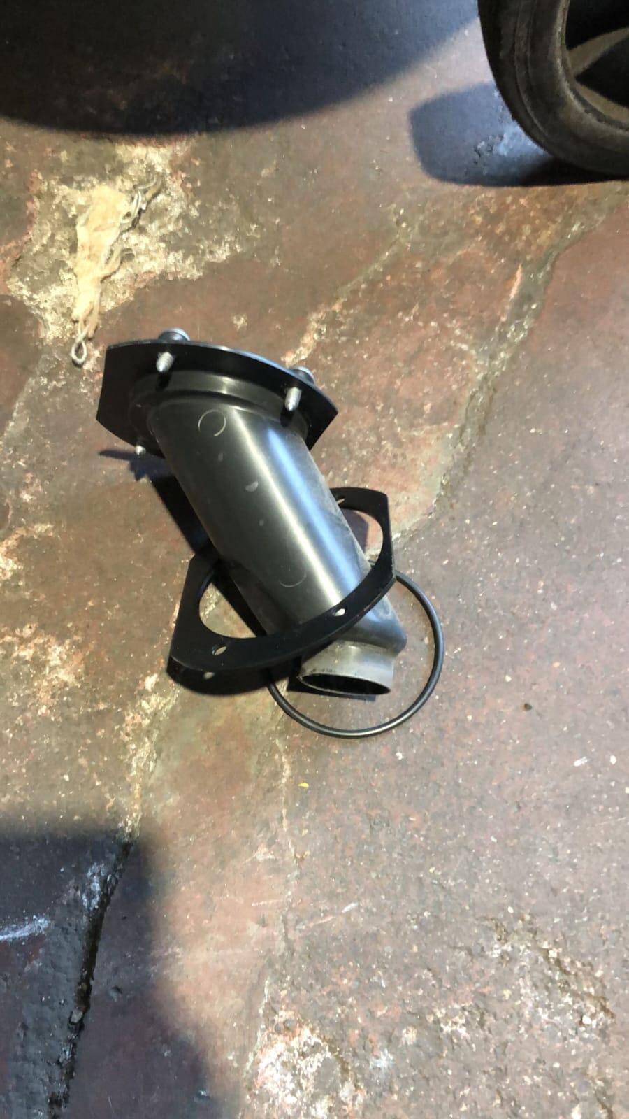 SERBATOIO INTERNO 600 X 200 42 LITRI OPEL CORSA ( CANOTTO 45 GRADI )