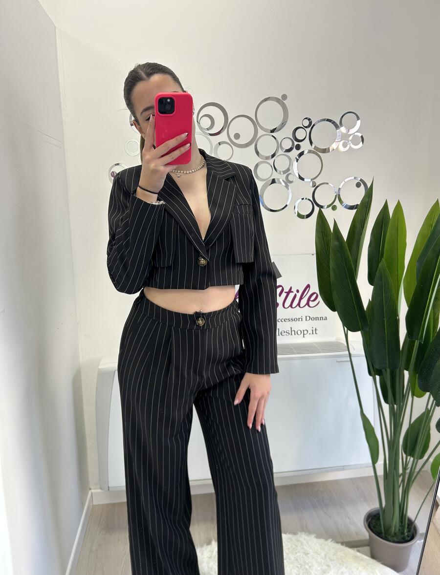 NOVITÀ Completo gessato giacca crop e pantalone palazzo