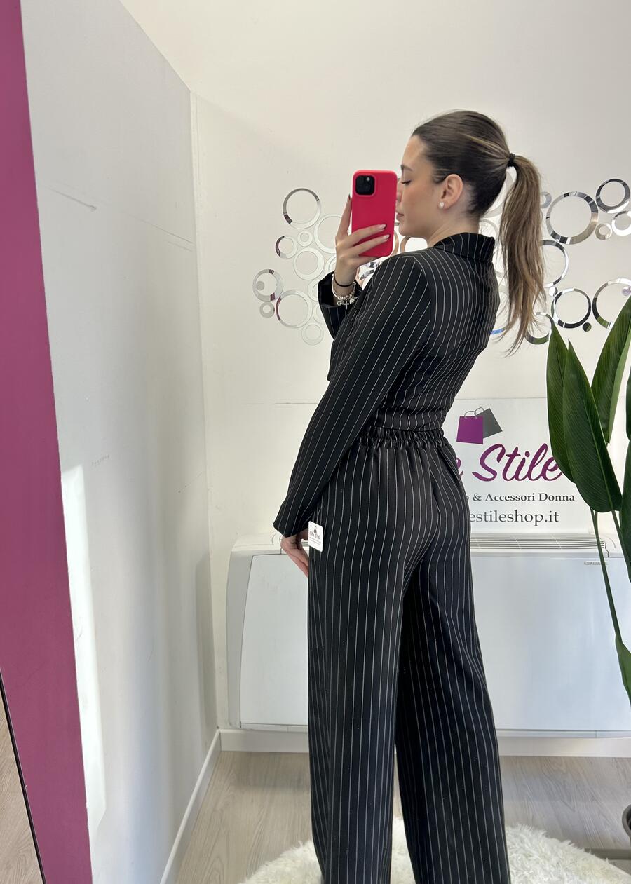 NOVITÀ Completo gessato giacca crop e pantalone palazzo