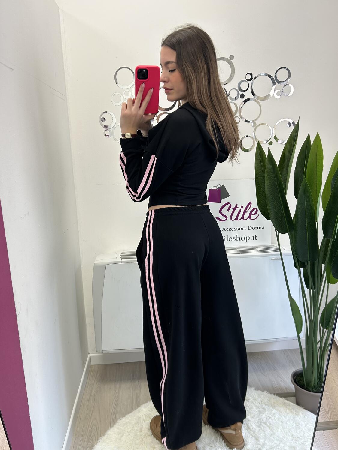 NOVITÀ Completo tuta felpa crop e pantalone baggy