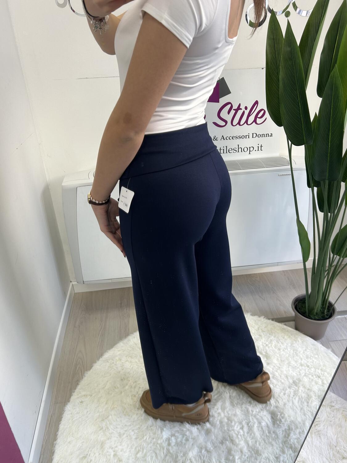 NOVITÀ Panta tuta a palazzo con risvolto