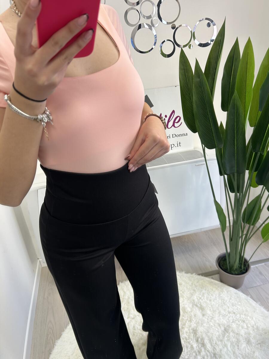 NOVITÀ Panta tuta a palazzo con risvolto